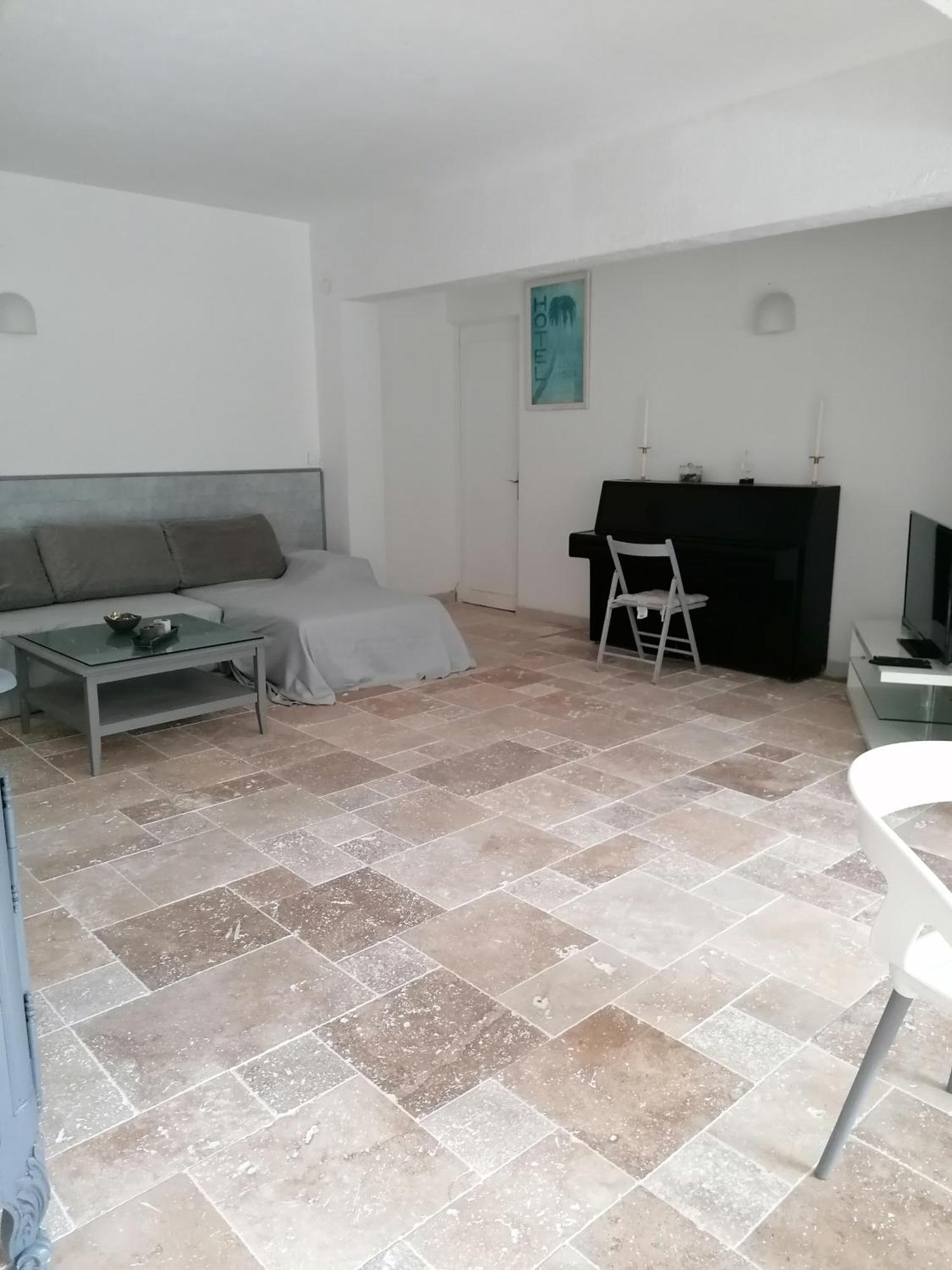 Charmant Rez De Villa Climatise Renove, 90M2 Avec Parking Кассі Екстер'єр фото